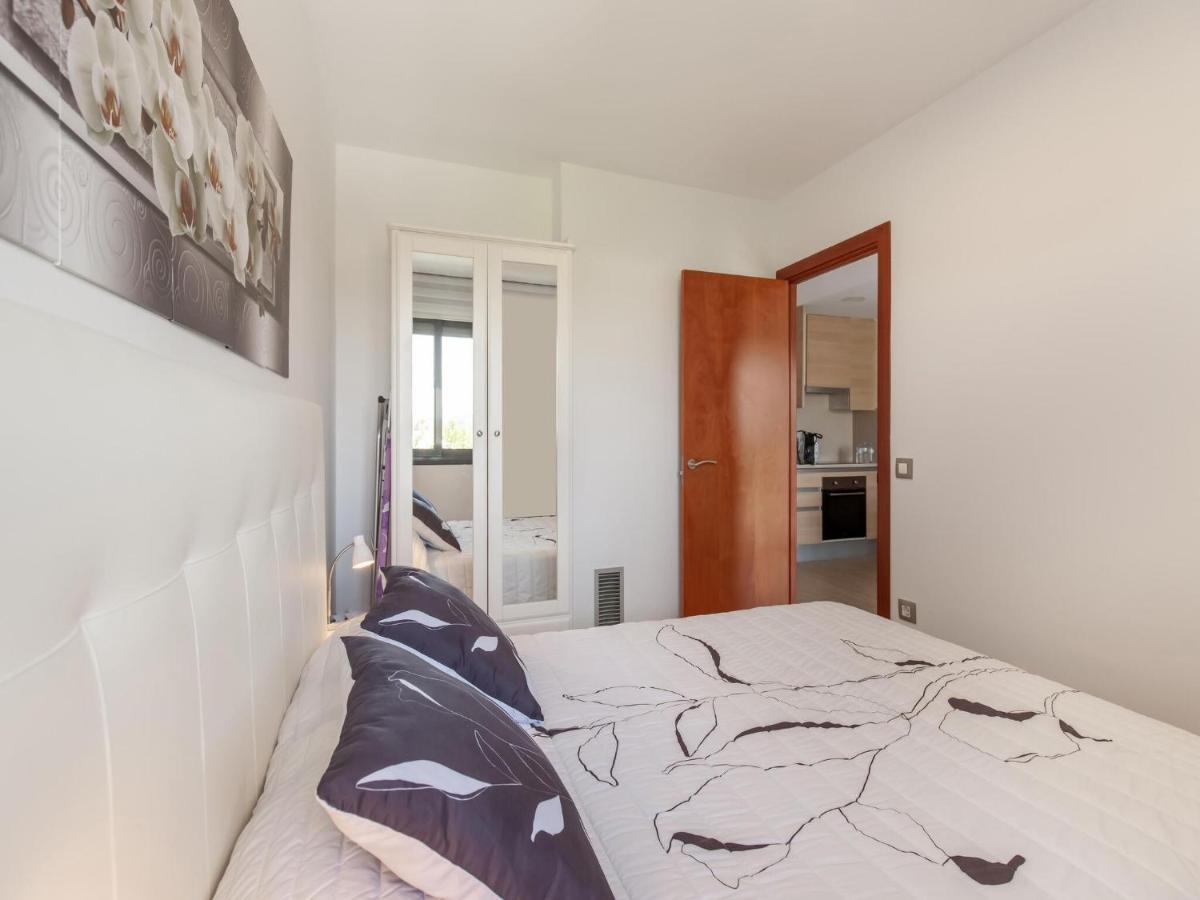 Belvilla By Oyo Modern Apartment In פלאמוס מראה חיצוני תמונה