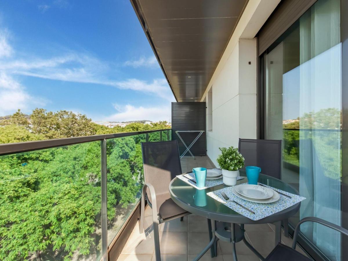 Belvilla By Oyo Modern Apartment In פלאמוס מראה חיצוני תמונה