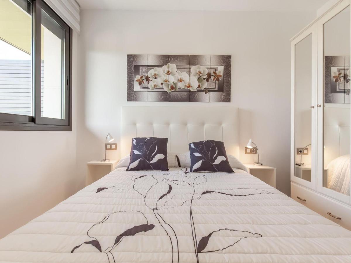 Belvilla By Oyo Modern Apartment In פלאמוס מראה חיצוני תמונה